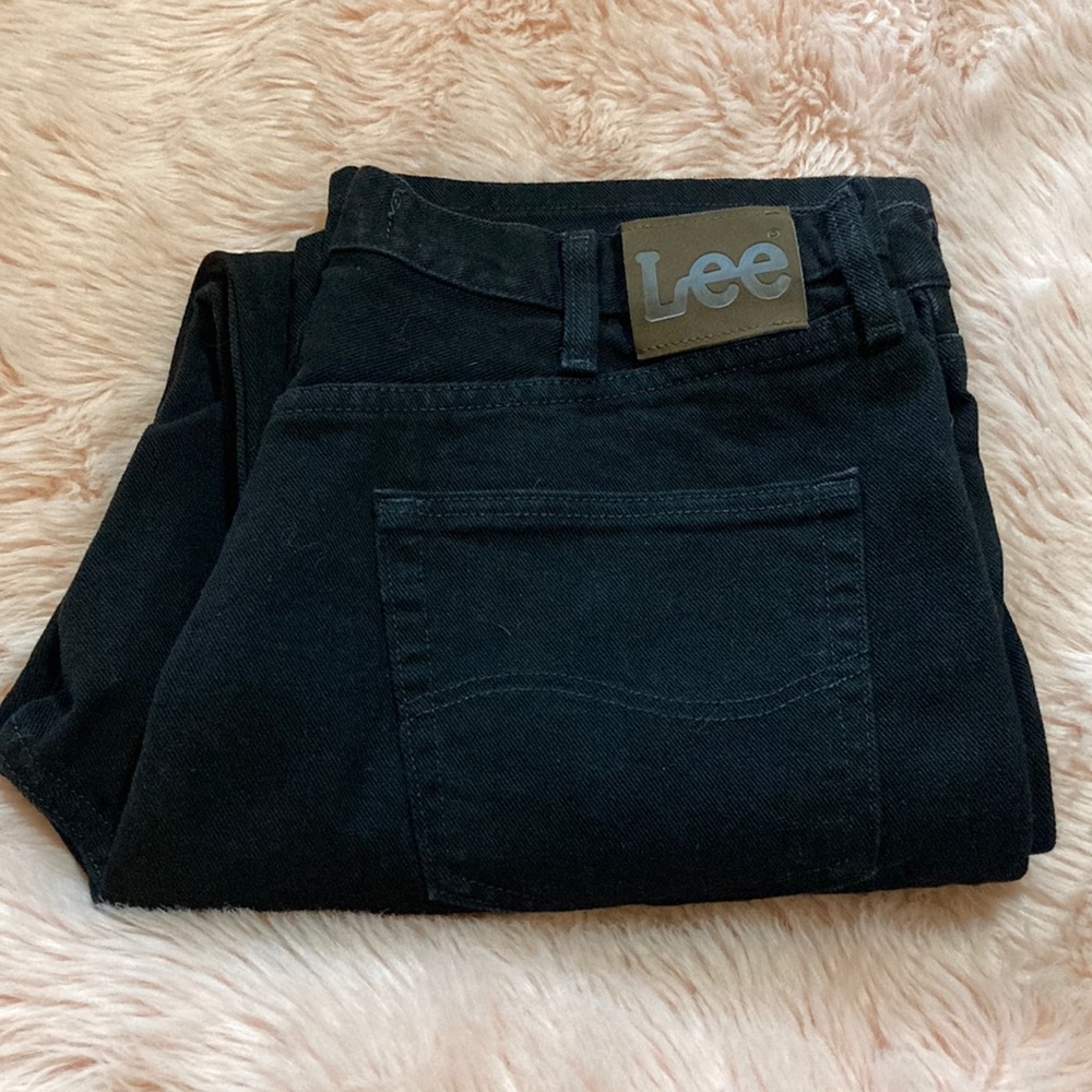 Lee Men’s Black Relaxed Fit Jeans ~ 38-29 ~
